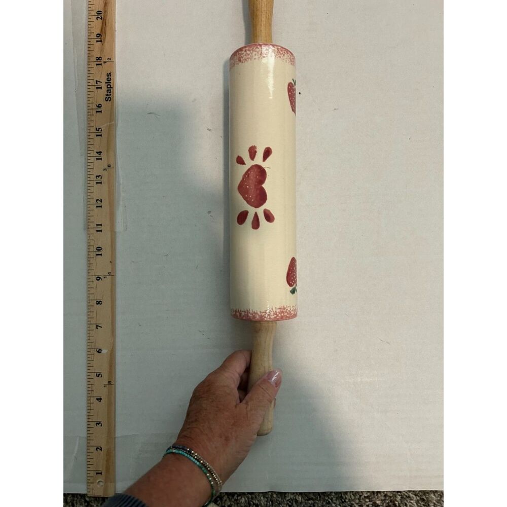 Loomco China Glazed Ceramic Rolling PinHearts And Apples